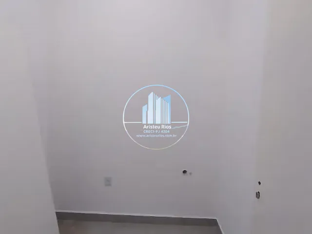 Loja com 250m², para alugar, no bairro Faisqueira em Pouso Alegre
