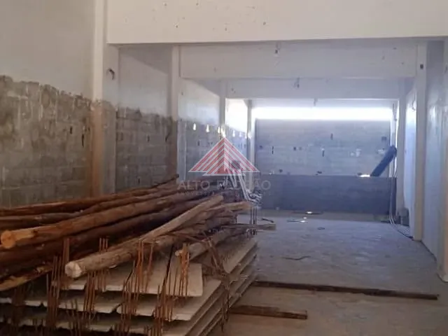 Loja com 127m², à venda, no bairro Jardim Mauá em Mauá