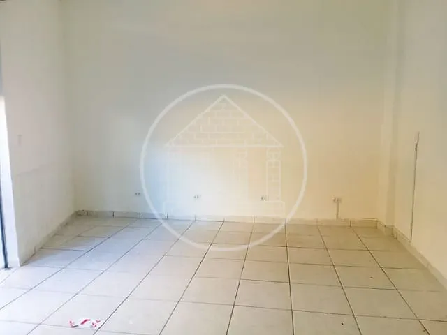 Loja com 680m², para alugar, no bairro Santo Amaro em São Paulo