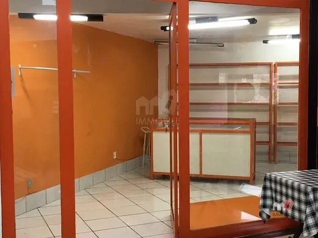 Loja à venda, no bairro Alto da Serra em Petrópolis