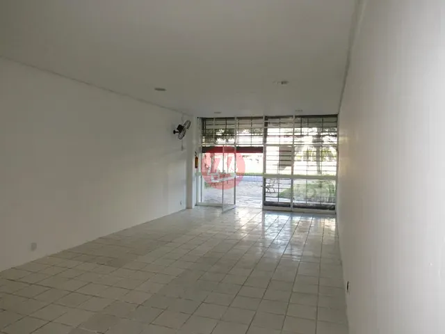 Loja com 87m², à venda, no bairro Partenon em Porto Alegre