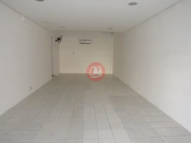 Loja com 87m², à venda, no bairro Partenon em Porto Alegre