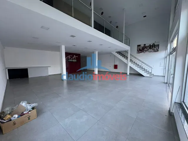 Loja para alugar, no bairro Vila Santa Cecília em Volta Redonda