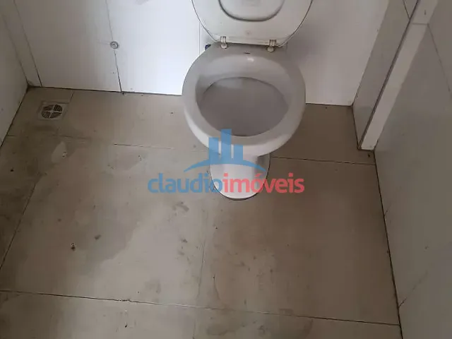 Loja para alugar, no bairro Ano Bom em Barra Mansa