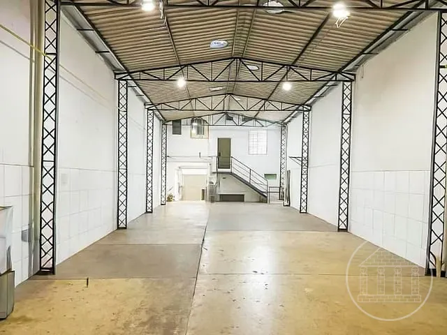 Loja com 300m², à venda ou para alugar, no bairro Santo Amaro em São Paulo
