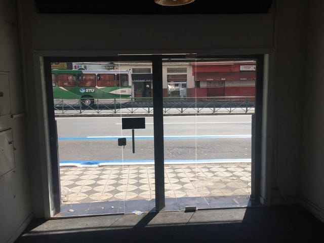 Foto do Loja - Salão para alugar, 66 m² por R$ 1.935,12/mês - Vila Lucy - Sorocaba/SP | Ary Proenca Negócios Imobiliários Ltda