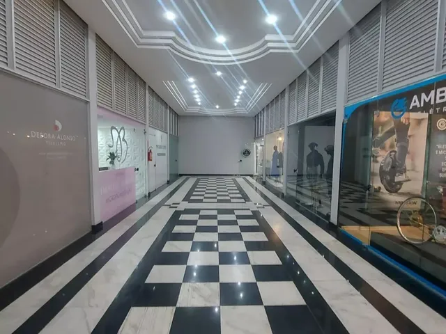 Loja à venda, no bairro Centro em Curitiba
