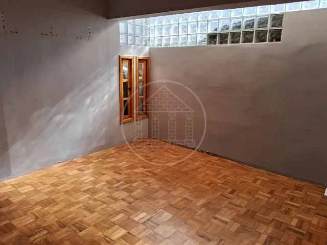 Loja com 400m², para alugar, no bairro Campininha em São Paulo