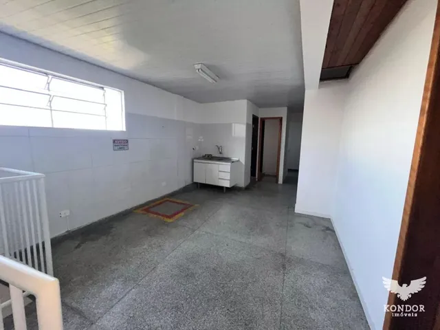 Loja com 513m² 3 quartos e 5 banheiros, à venda, no bairro Santa Felicidade em Curitiba