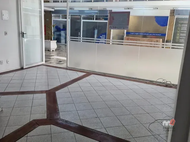 Loja para alugar, no bairro Centro em Petrópolis