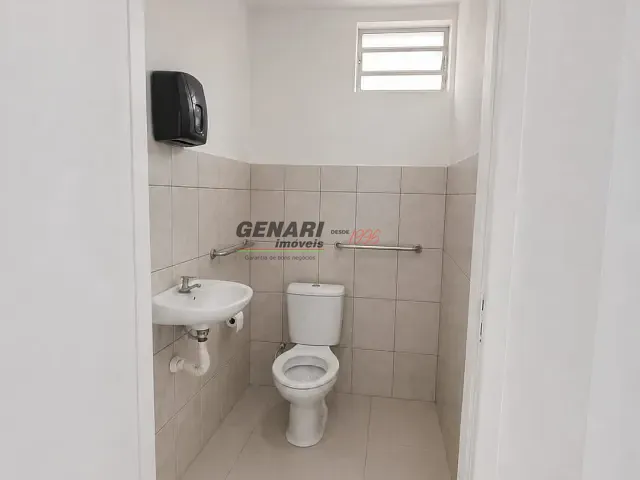 Loja com 150m², para alugar, no bairro Vila Homero em Indaiatuba