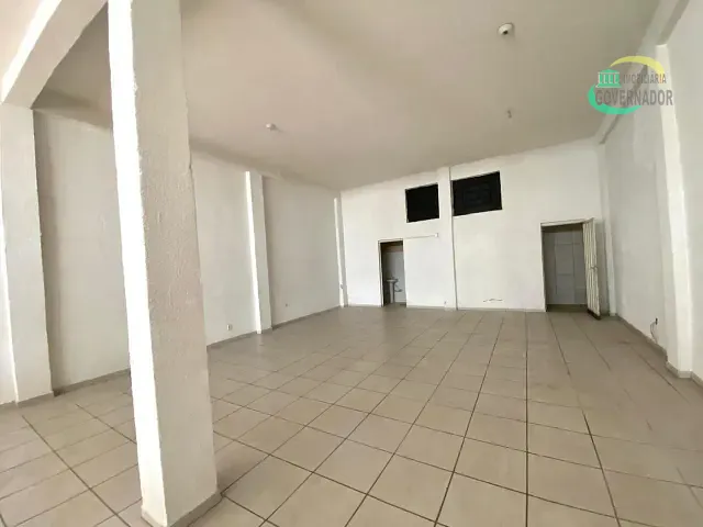 Loja com 250m², para alugar, no bairro Dic V (Conjunto Habitacional Chico Mendes) em Campinas