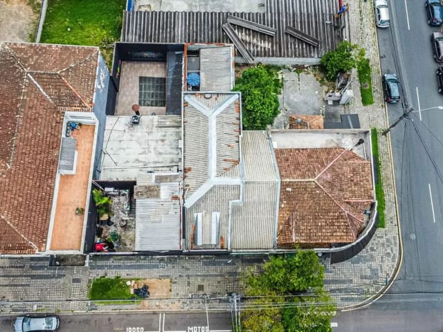 Loja para alugar, no bairro Mercês em Curitiba