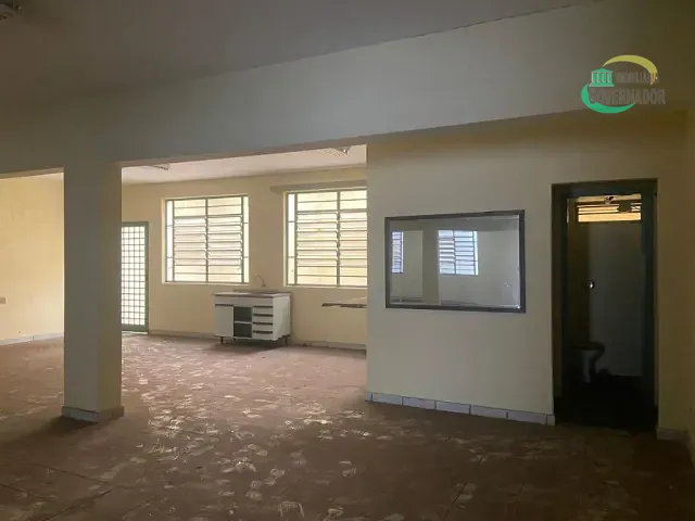 Loja com 402m², para alugar, no bairro Jardim São Vicente em Campinas