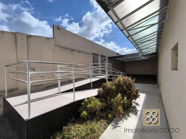 Loja para alugar, no bairro Mercês em Curitiba