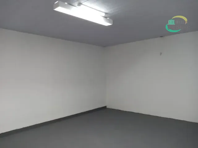 Loja com 677m², para alugar, no bairro Vila Industrial (Campinas) em Campinas