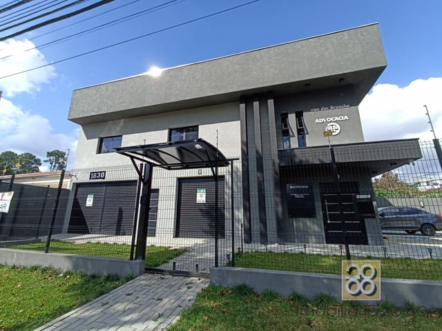 Loja para alugar, no bairro Cristo Rei em Curitiba