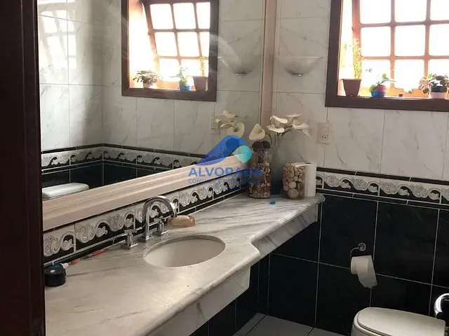 Loja com 300m², à venda, no bairro Jardim Satélite em São José dos Campos