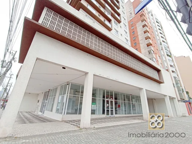 Loja para alugar, no bairro Cristo Rei em Curitiba