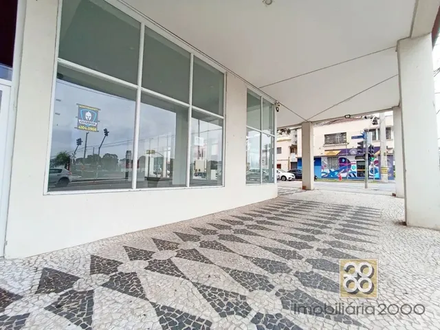 Loja para alugar, no bairro Cristo Rei em Curitiba