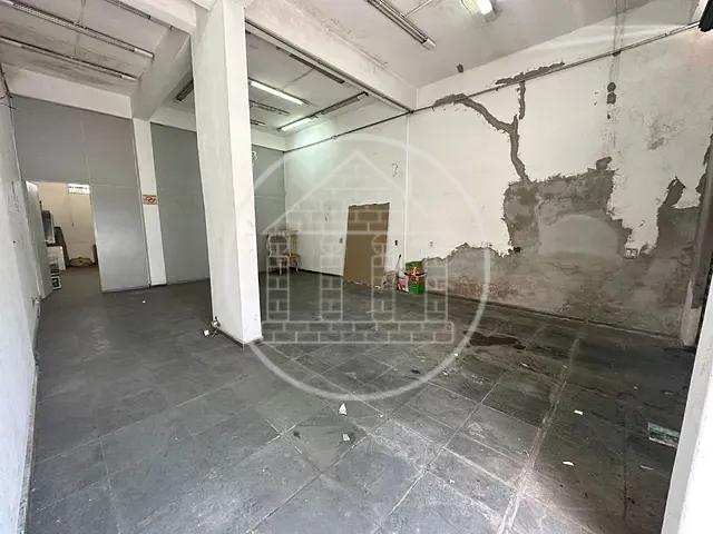 Loja com 140m², para alugar, no bairro Jardim Regina em São Paulo