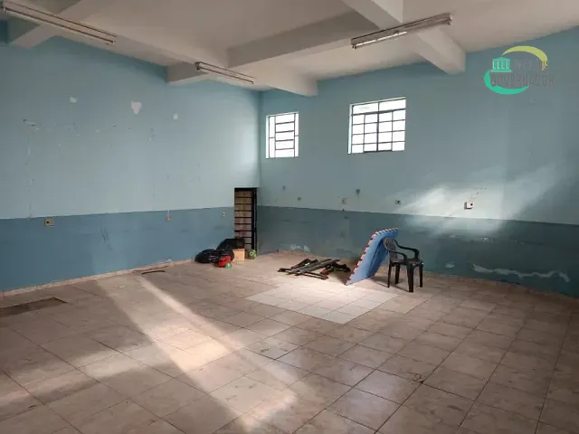 Loja com 553m², à venda, no bairro Jardim das Bandeiras em Campinas