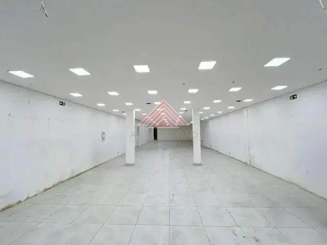 Loja para alugar, no bairro Vila Bocaina em Mauá