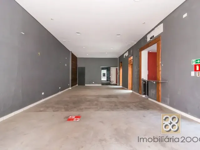 Loja à venda, no bairro Batel em Curitiba