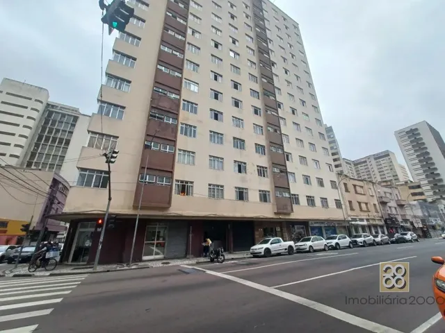 Loja para alugar, no bairro Centro em Curitiba