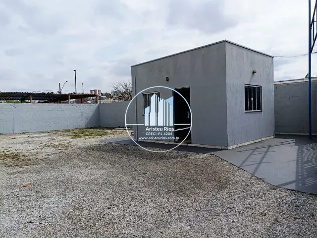 Loja com 340m², para alugar, no bairro Santa Rita I em Pouso Alegre