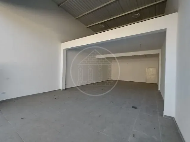 Loja com 89m², para alugar, no bairro Parelheiros em São Paulo