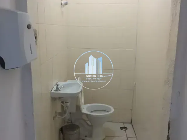 Loja com 60m², para alugar, no bairro Centro em Pouso Alegre