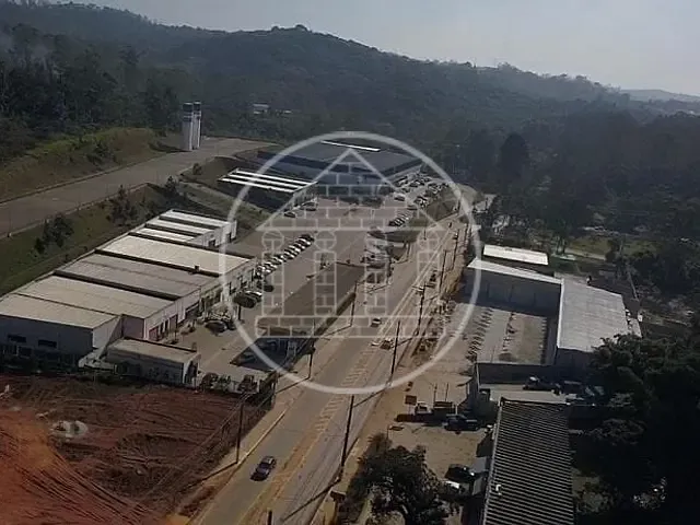Loja com 70m², para alugar, no bairro Parelheiros em São Paulo