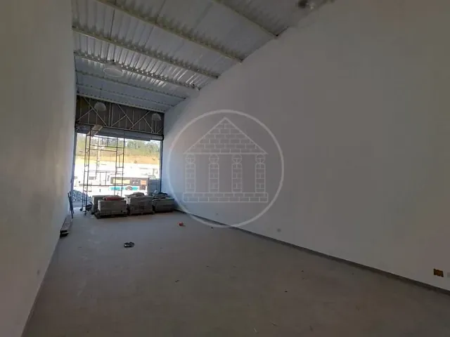 Loja com 70m², para alugar, no bairro Parelheiros em São Paulo