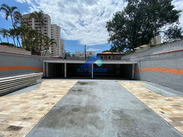 Loja com 300m², à venda, no bairro Vila Betânia em São José dos Campos