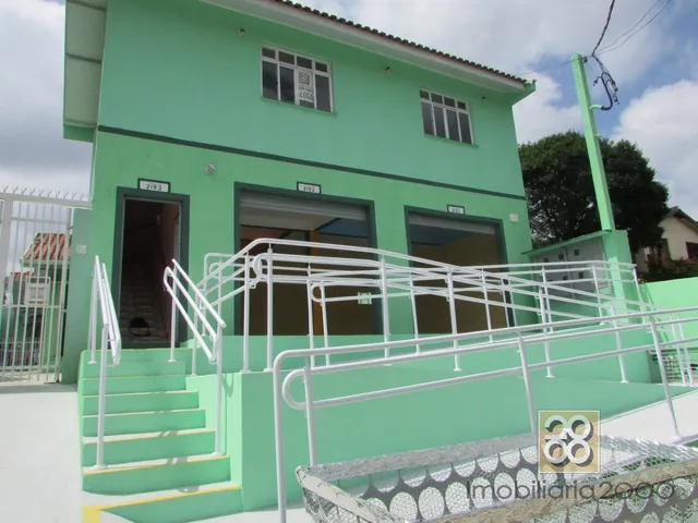 Loja para alugar, no bairro Santa Candida em Curitiba