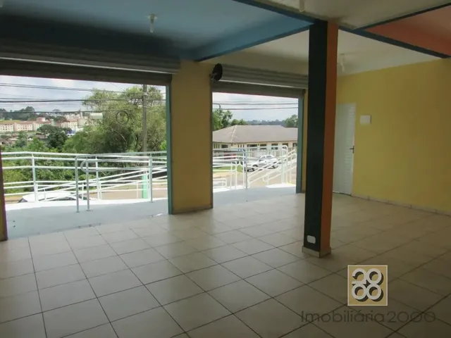 Loja para alugar, no bairro Santa Candida em Curitiba