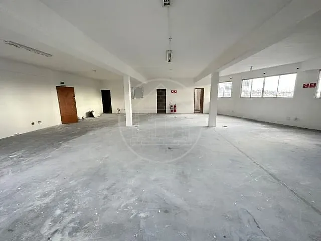 Loja com 200m², para alugar, no bairro Vila Gea em São Paulo
