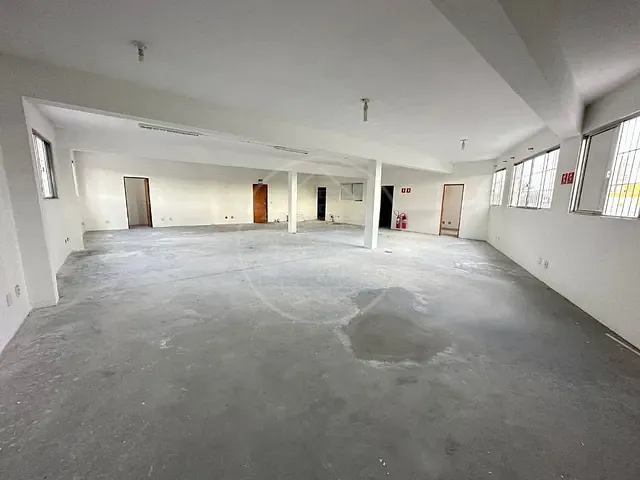 Loja com 200m², para alugar, no bairro Vila Gea em São Paulo