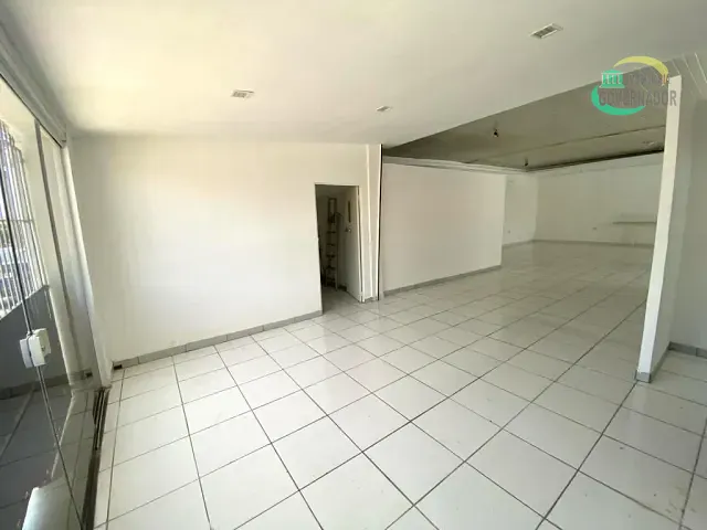 Loja com 360m², à venda, no bairro Vila Aeroporto em Campinas