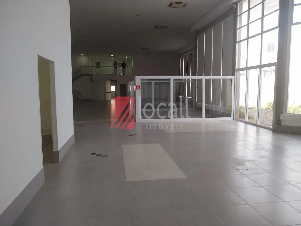 Loja / Salão / Ponto Comercial  para aluguel, 940m² — foto 3 de 18