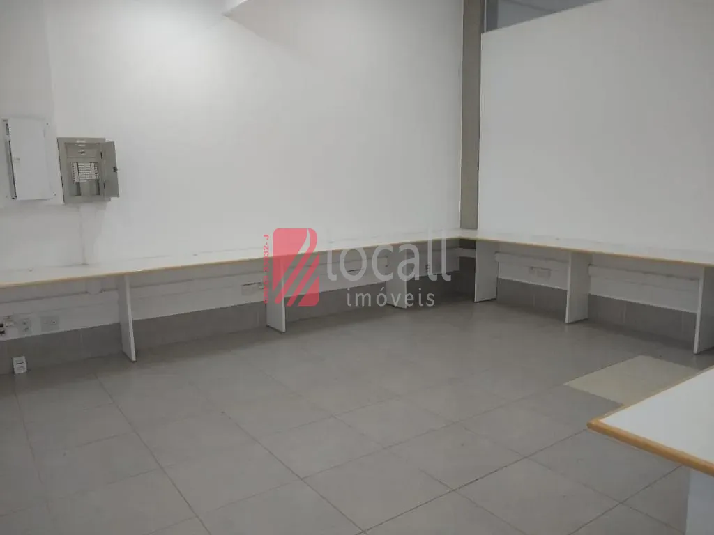 Loja / Salão / Ponto Comercial  para aluguel, 940m² — foto 7 de 18