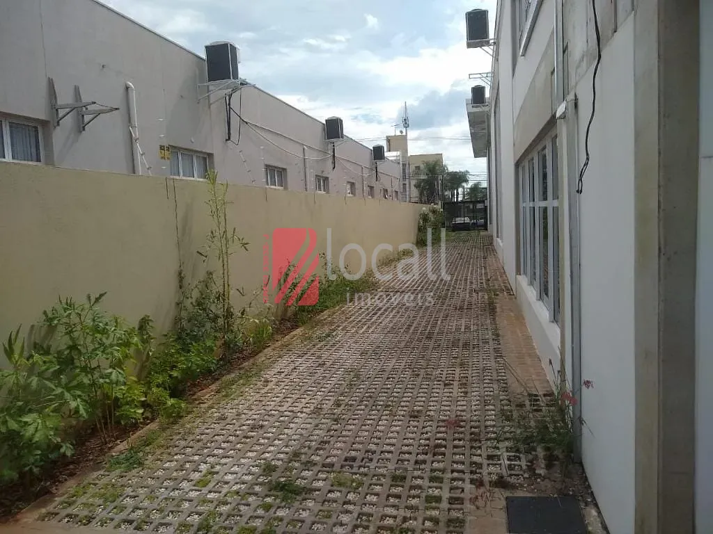 Loja / Salão / Ponto Comercial  para aluguel, 940m² — foto 18 de 18