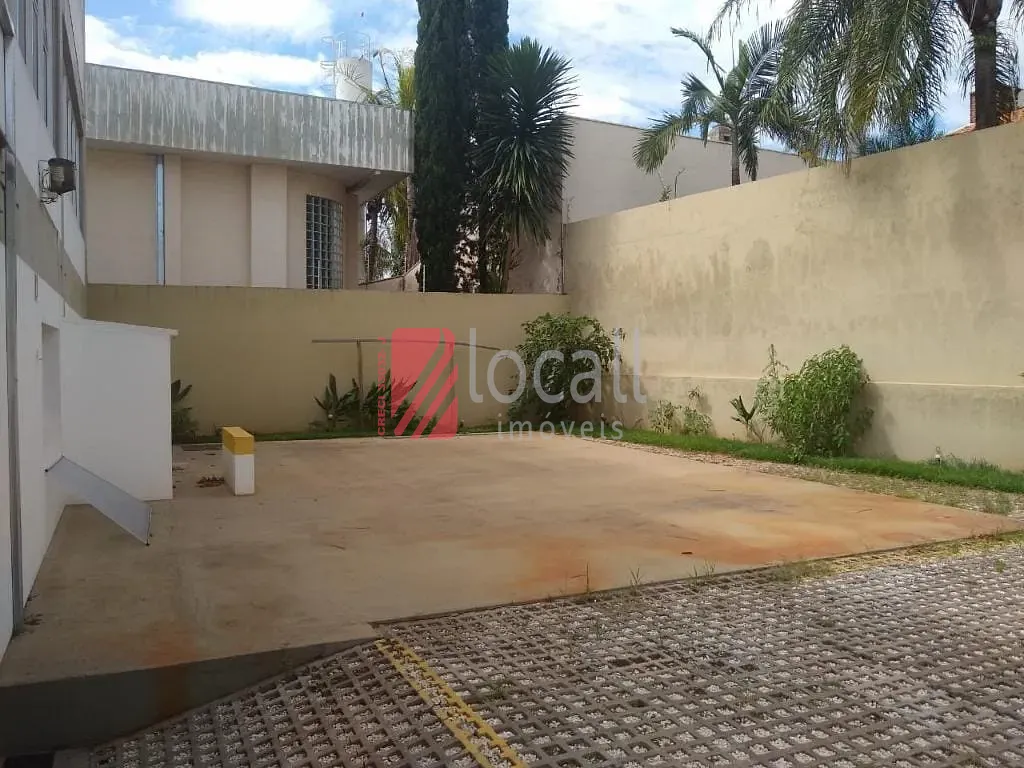 Loja / Salão / Ponto Comercial  para aluguel, 940m² — foto 16 de 18