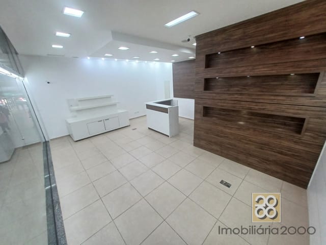 Loja para alugar, no bairro Centro em Curitiba