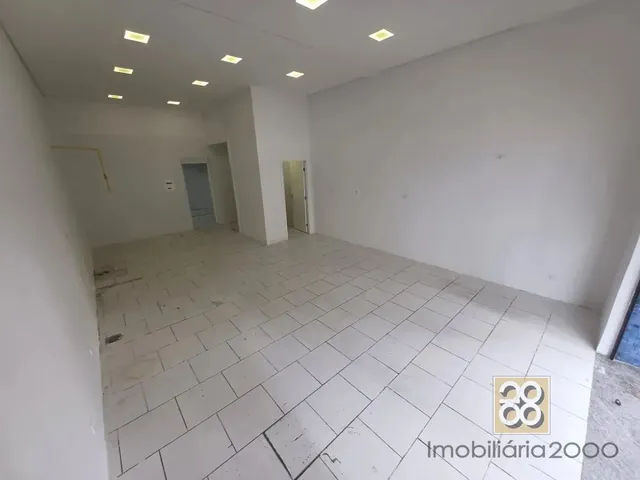 Loja para alugar, no bairro Centro em Curitiba