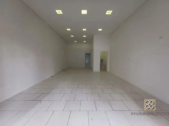Loja para alugar, no bairro Centro em Curitiba