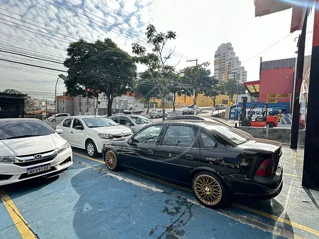 Loja com 240m², para alugar, no bairro Vila das Belezas em São Paulo