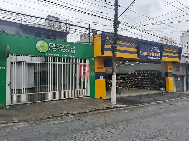 Loja com 260m², à venda ou para alugar, no bairro Campo Belo em São Paulo