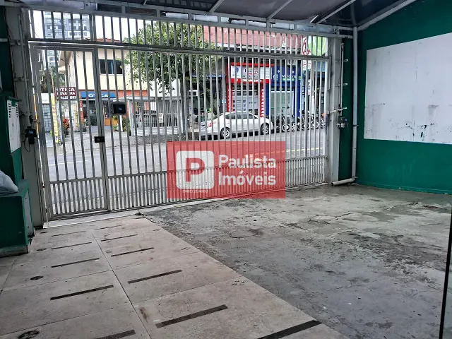 Loja com 260m², à venda ou para alugar, no bairro Campo Belo em São Paulo